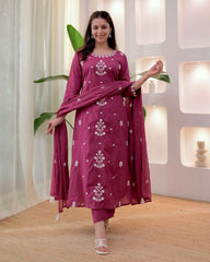 Elegant Embroidered Rayon Slub Suit Set with Chanderi Dupatta