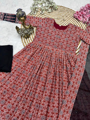 Royal Muslin Kalamkari Gown Set