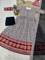 Royal Muslin Kalamkari Gown Set