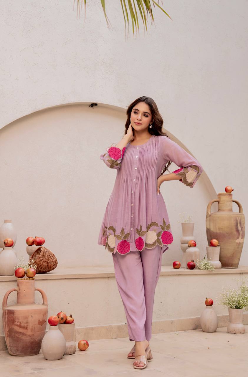 Rooprangi Women’s Premium Chanderi Silk Embroidered Kurta Pant Set | 2 Colors