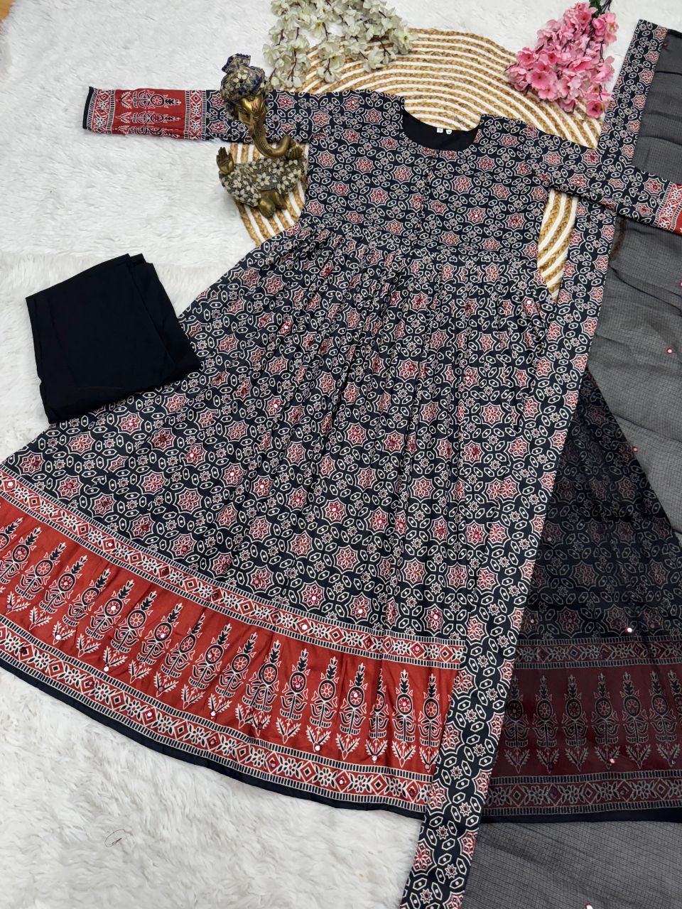 Royal Muslin Kalamkari Gown Set