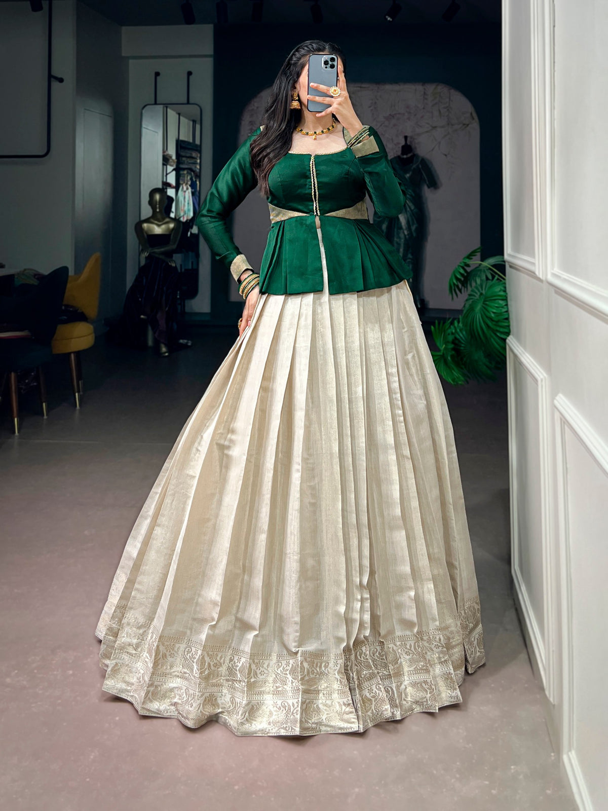 Rooprangi Women's Kanchipuram Zari Weaving Lehenga with Satin Silk Top